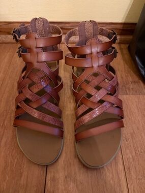 Malibu Cognac Braided Strappy Sandals NEW!!